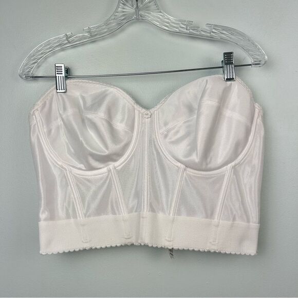 Elegant White Bustier Top - Picture 1 of 16